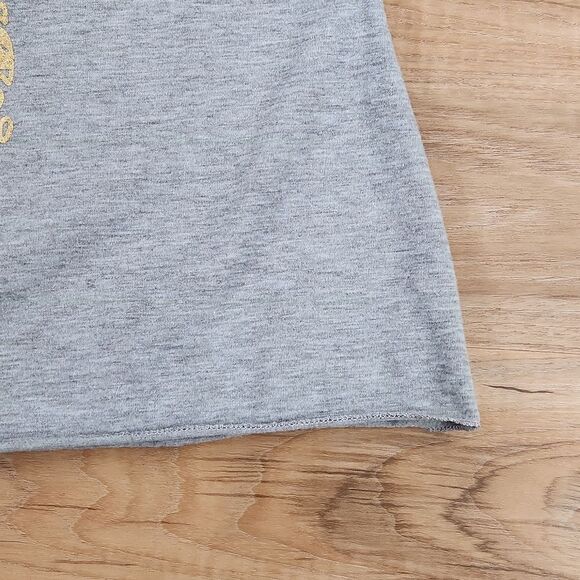 🔹️🔺️Gray Racerback w/Metallic Gold Print Pineapple Tanktop Medium - Picture 9 of 10